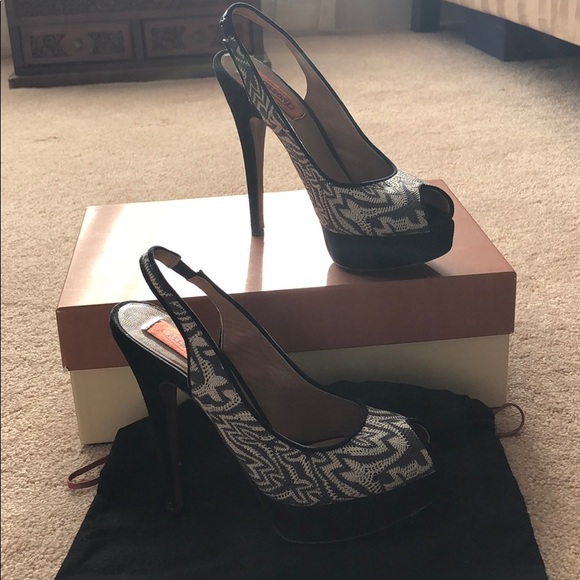 Missoni peep toe sling back sexy heels - wore once - Picture 4 of 6